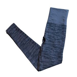 Assets by Spanx Camo Leggings Size Medium